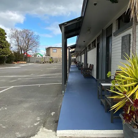 Mid Valley Motel-2