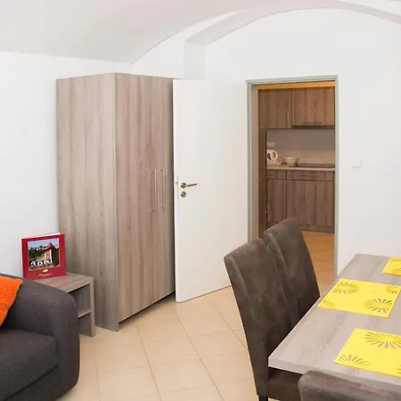Limes Apartments-3