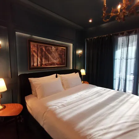 Double Bed Hotel-3