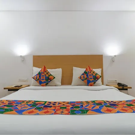 Fabhotel Pantao Stays-2