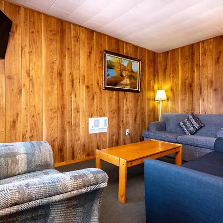 Bel Air Cottages And Motel-2