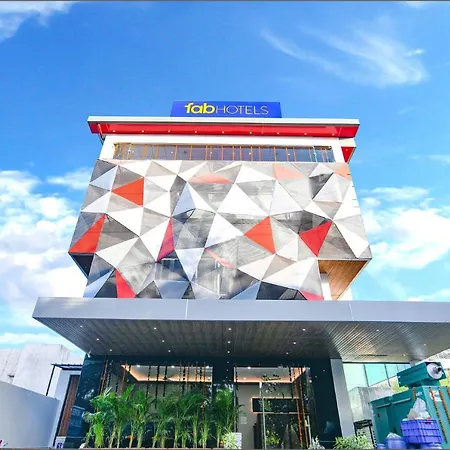 Fabhotel Blue Marine-3