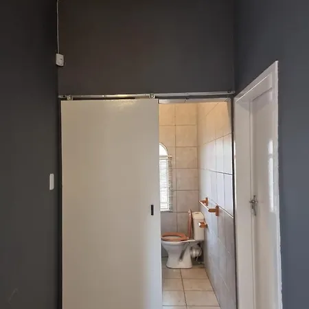 Wallaces Place-2