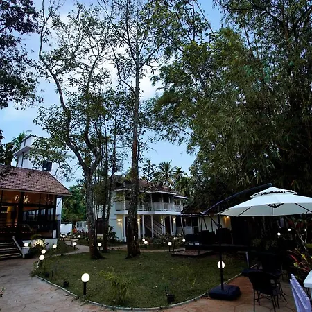 Bamboo Lagoon Backwater Front Resort-2