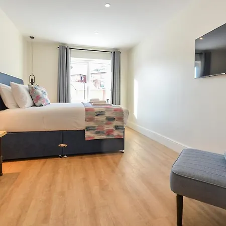 The Birchover Residences Trent Bridge-3