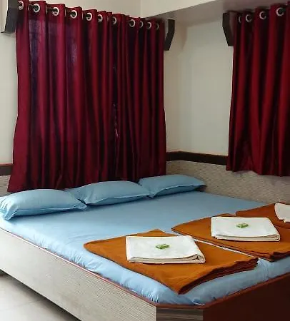 Sai Raghunandan Guest House-3