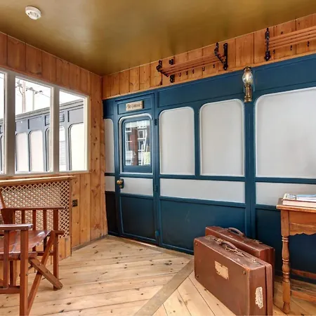 The Railway Hotel By Barefoot Retreats-3