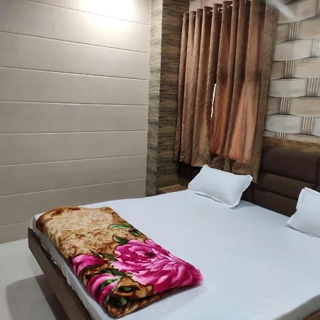 Hotel Al Sharif Manzil 90 Mtrs From Dargah-3