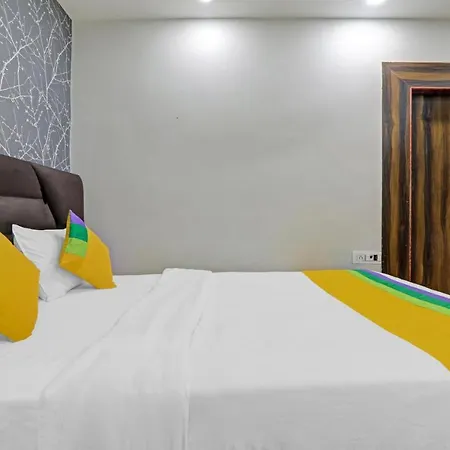 Itsy Hotels Royal Galaxy - 3 Km From Sangam-3