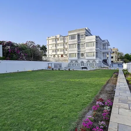 Boheda Manor - Luxury Retreat-3