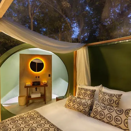 Oom Bubble Boutique Riviera Cancun - Adults Only-3
