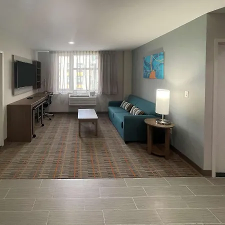 Mainstay Suites-2