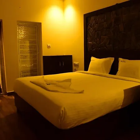 Hotel R Inn Yercaud-3