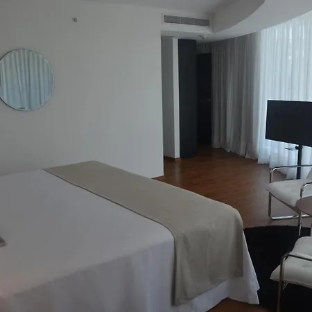 Don Hotel-3