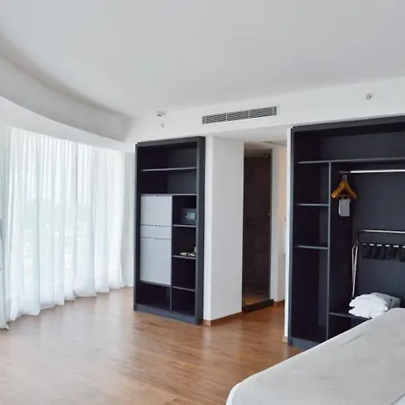 Don Hotel-2