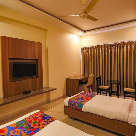 Fabhotel Surya-3