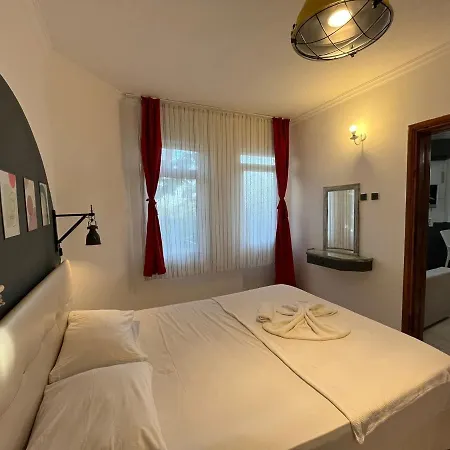 Lena Boutique Otel-3