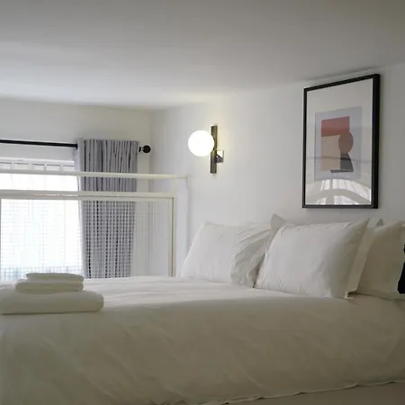 Trueman Court Luxury Serviced Apartments-2