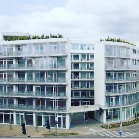 Parizs Garden Apartments-3