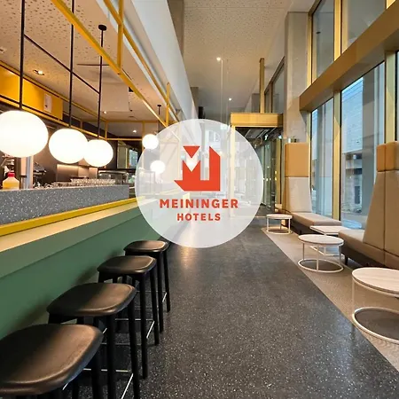 Meininger Hotel Bremen Hauptbahnhof-3