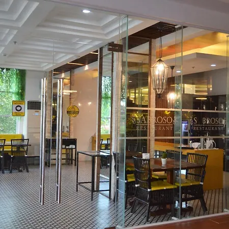 Carlosta Hotel-2