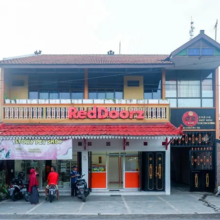 Reddoorz Syariah Near Exit Toll Ngemplak Solo-2