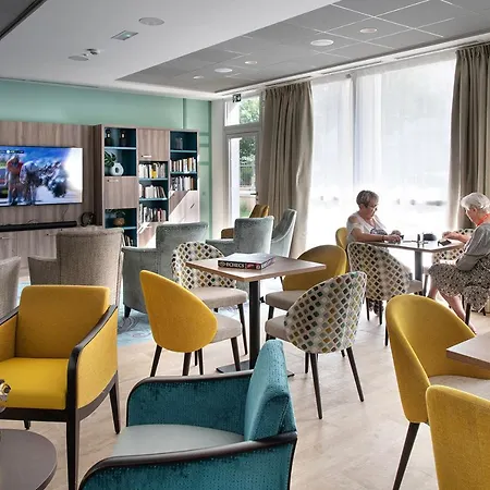 Résidence services seniors DOMITYS LES EAUX VIVES-2