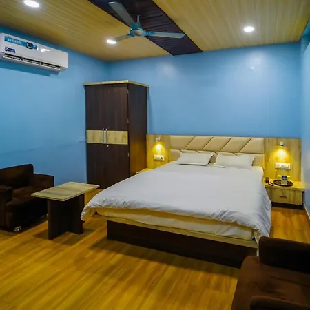 Hotel Manas Ac Rooms-3