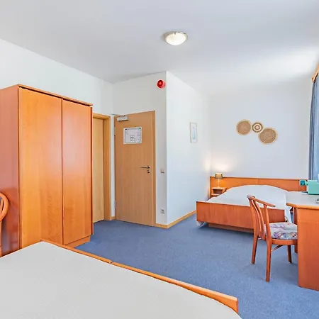 Hotel Le Petit Poete-2