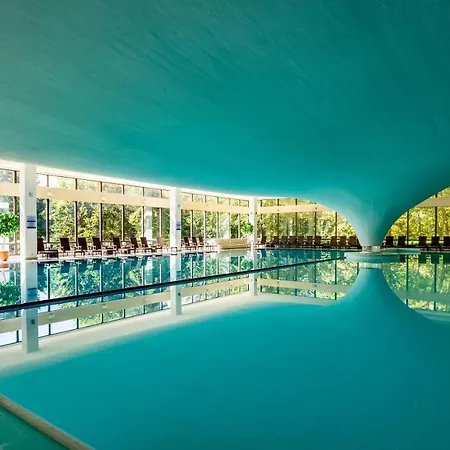 Cliff Hotel Ruegen-2