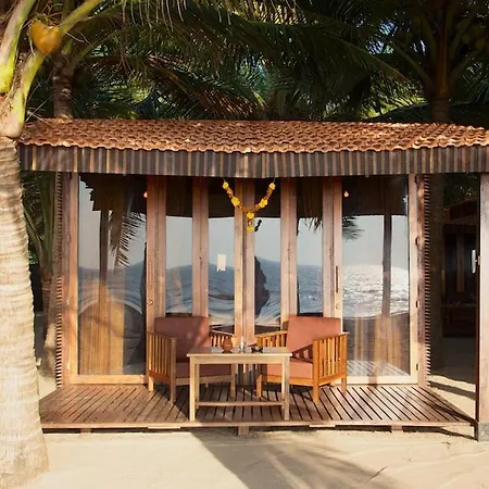 Dunhill Beach Resort-2