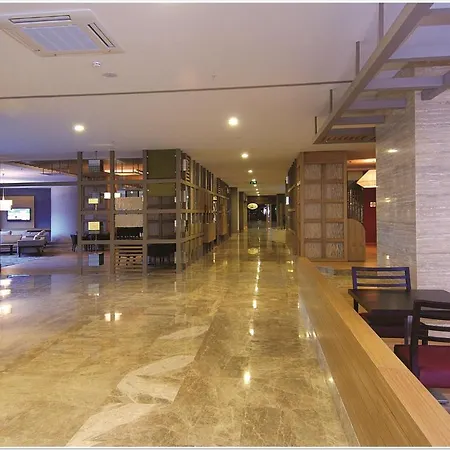 Commodore Elite Suites & Spa Ultra All Inclusive (Adults Only)-3