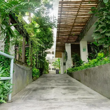 Grandmas Plus Hotel Seminyak-2