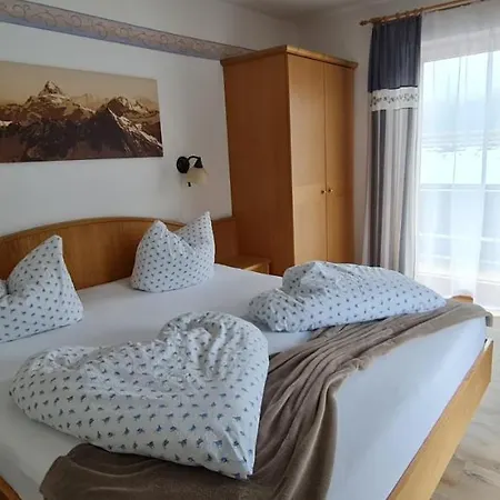 Alpenlandhaus-2