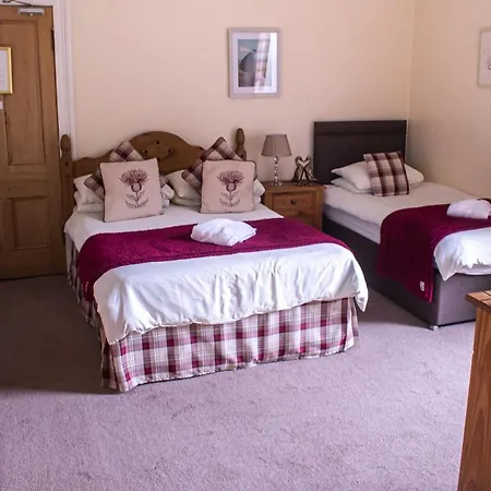 Balyett Farmhouse B&B-3