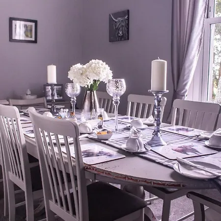Balyett Farmhouse B&B-2