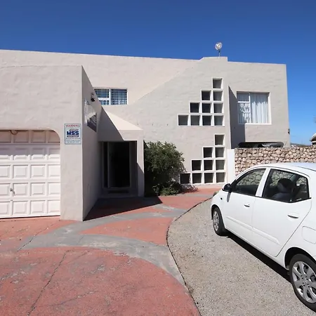 Ocean House Holiday Accommodation-3