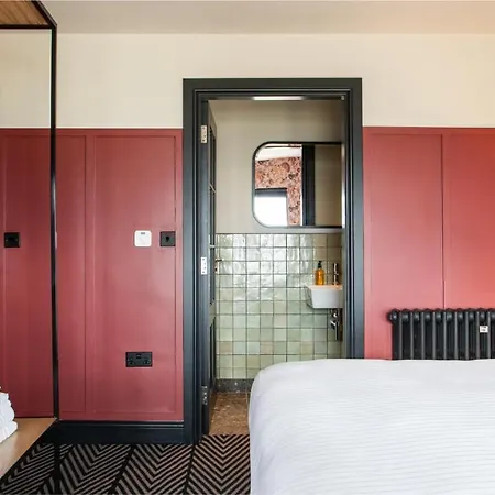 Avoca Hotel-2