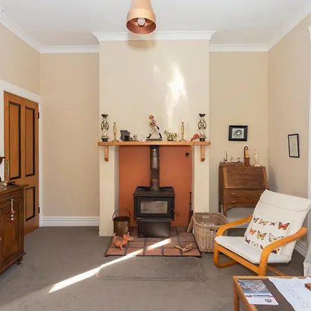 Braemar House-2
