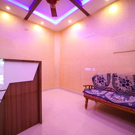 Vr Inn , 900 Meters From Rock Beach-2
