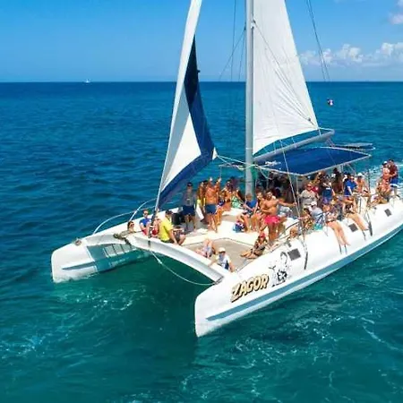 Punta Cana Sleep & Go Apartments & Tours Base-2
