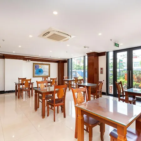 Silk Hong Ha Airport Hotel-2