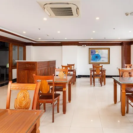 Silk Hong Ha Airport Hotel-2