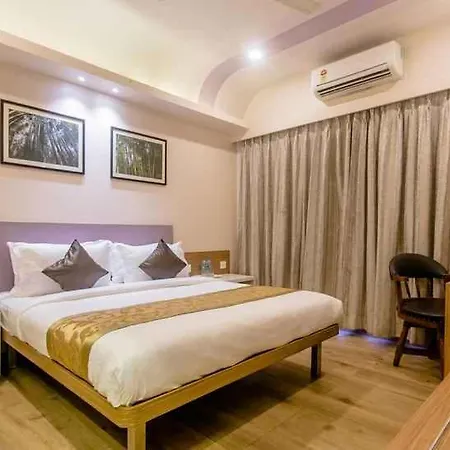 Seasons Hotel-3