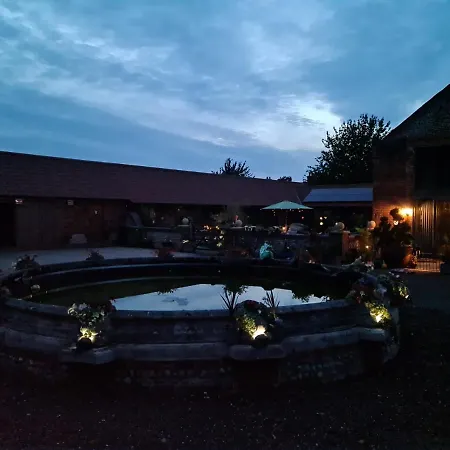 Bumble Barn Bed & Breakfast-3