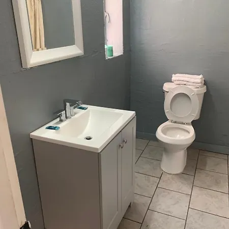Economy Inn-2