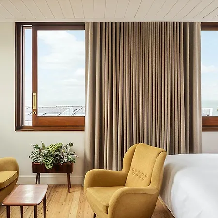 Fort Road Hotel-3