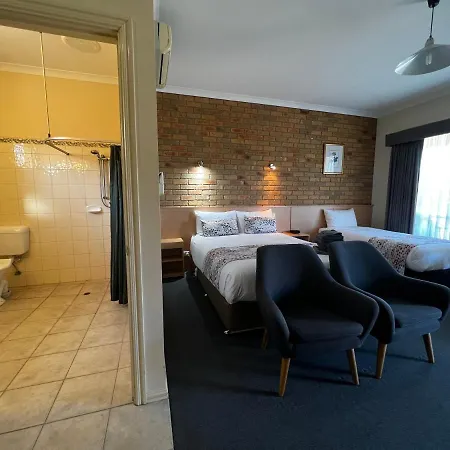 Riverpark Motel-3