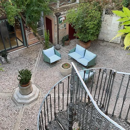 Chez Papa-2