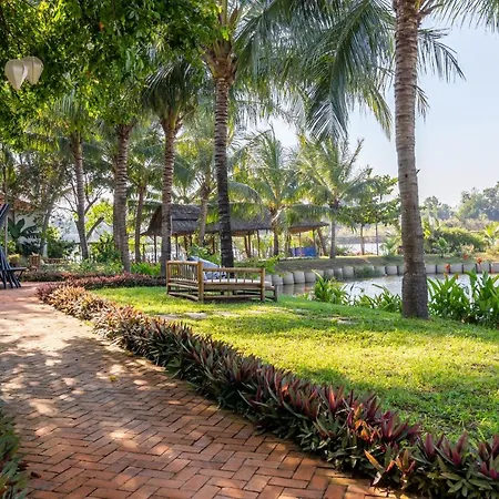 Tra Que Mansion-2